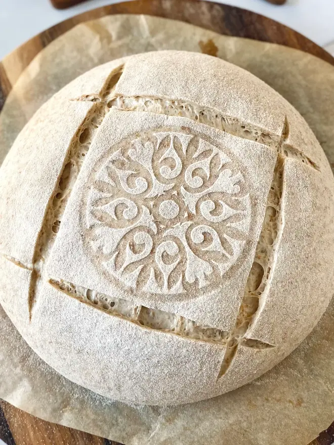 Bread art stencils - round