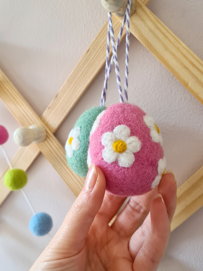 Hanging Felt Easter Egg