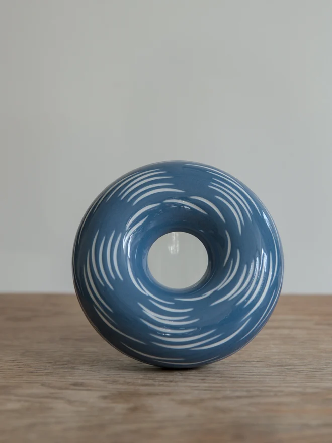 Avocado Planter Blue & White Dashes