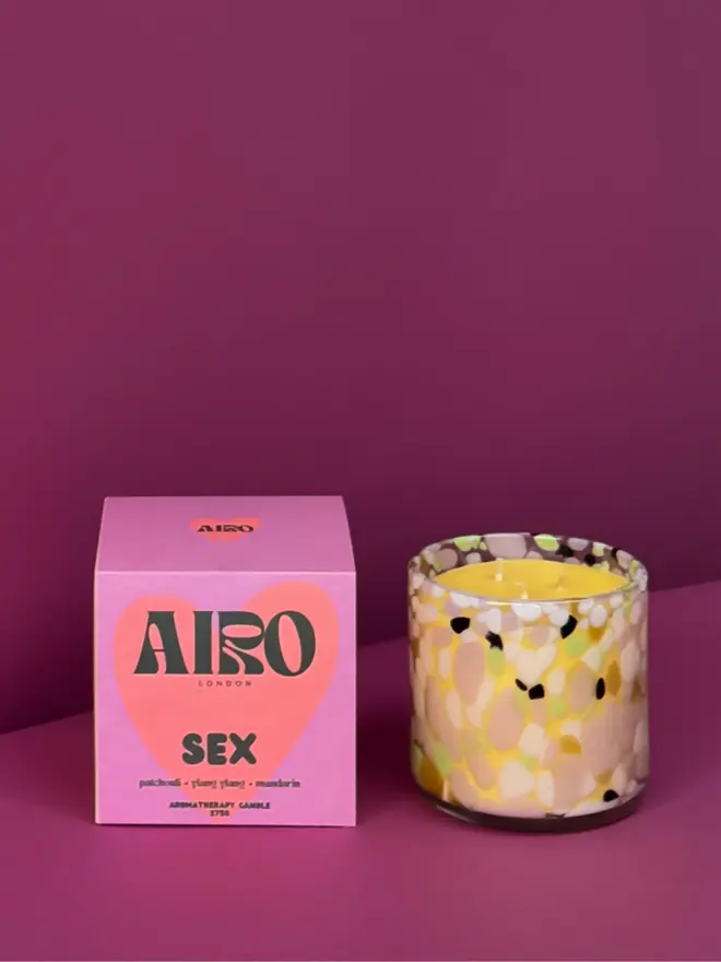 AIRO SEX candle in white glass