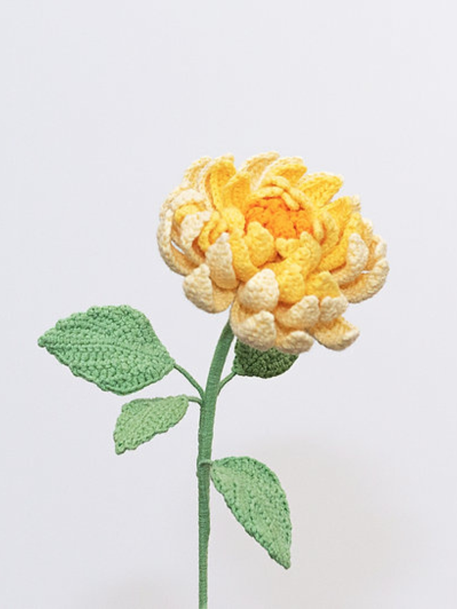 yellow crochet dahlia flower stems