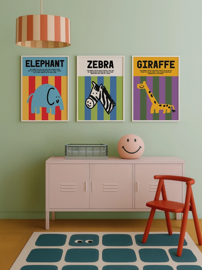 Giraffe Art Print - Room