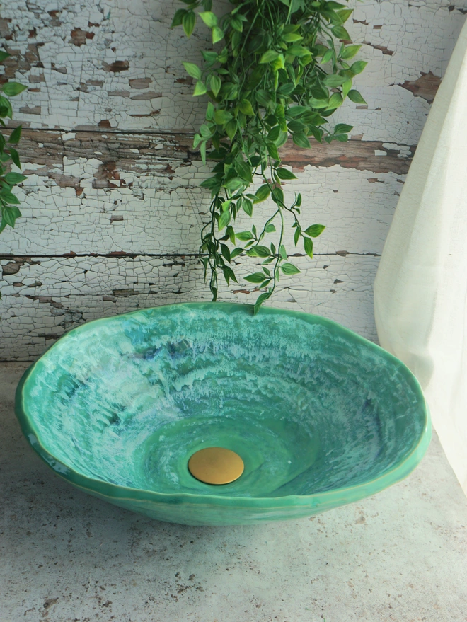 bathroom basin, green basin, green sink, Jenny Hopps Pottery