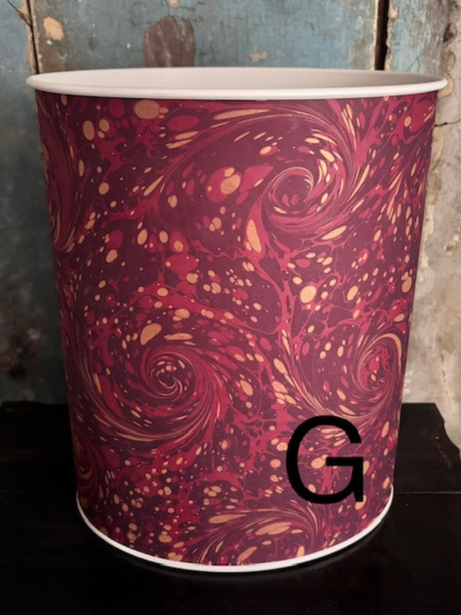 Oval Waste Paper Bin. A bin in G