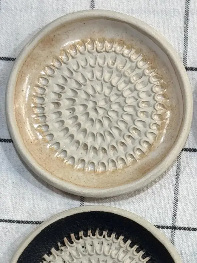 Ceramic Garlic Grater