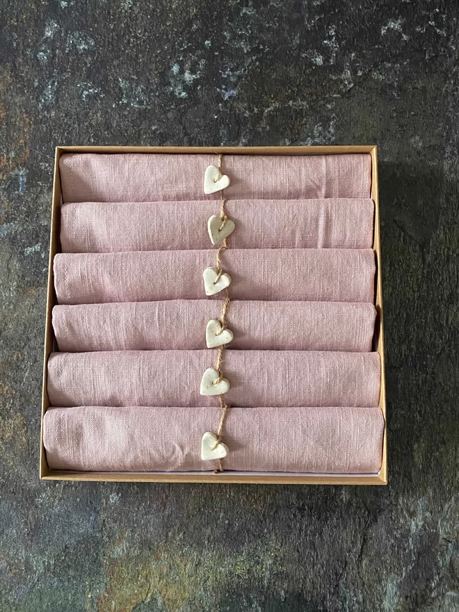 Lilac heart napkin gift box