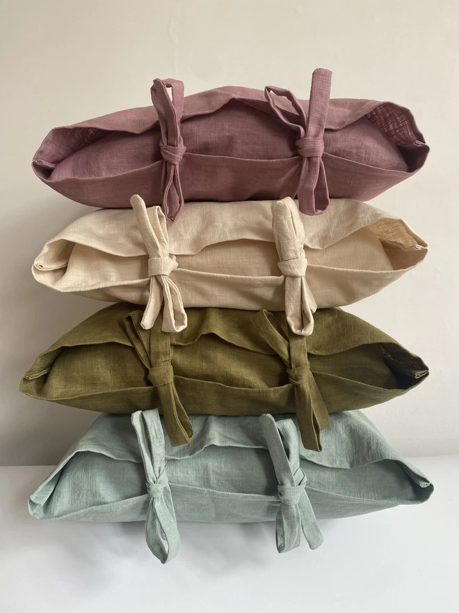 Linen cushion covers with bows
