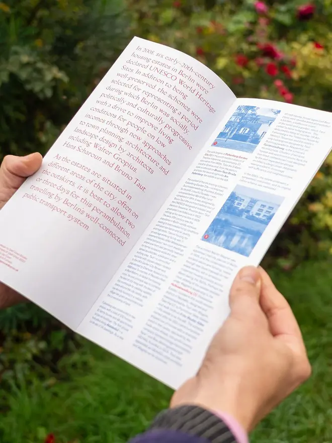 modernist estates berlin walking guide. a walking map of berlin architecture.