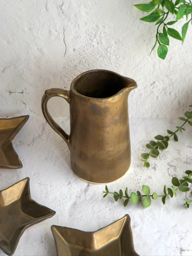 christmas jug, gold jug, bronze jug, christmas tableware, ceramic gold jug, Jenny Hopps Pottery