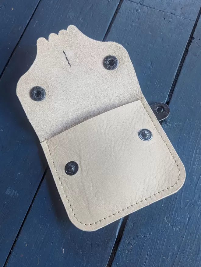 Front View of open handmade leather 'Scary Skull' wallet