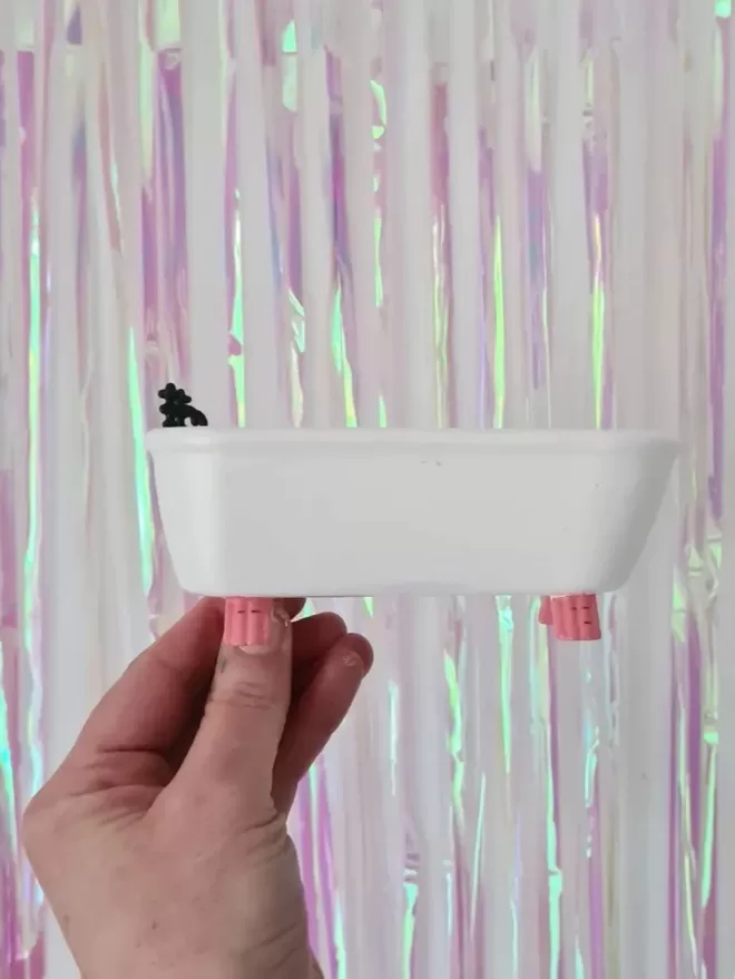 Hand-painted unique bath furniture accessory for dolls house
