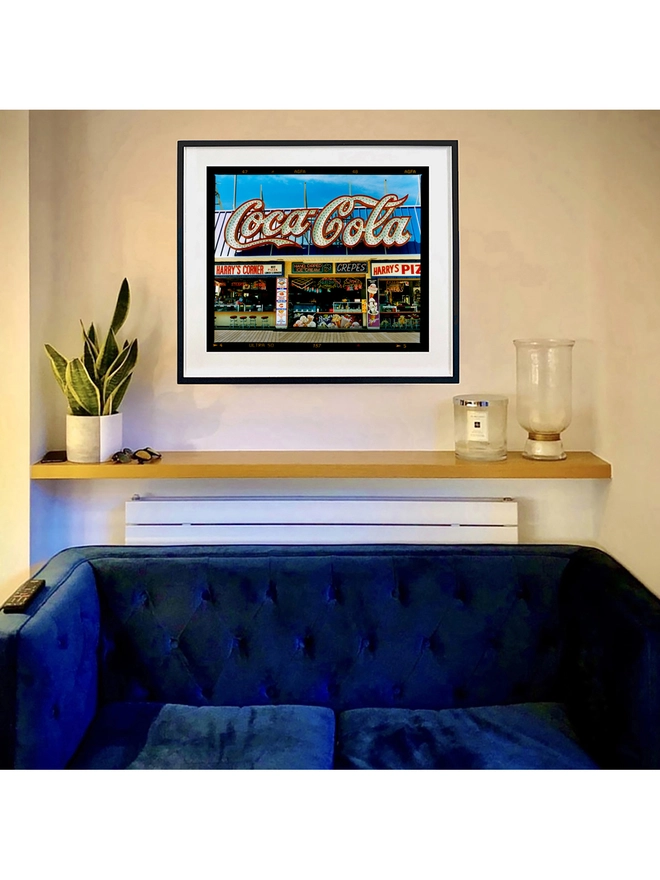 Richard Heeps Harry's Corner Black Frame in Site