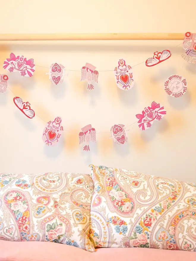 Love Birds Sewn Garland (Set Of 6)