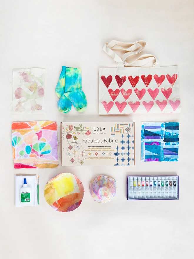 Seven art projects for children in the art box with all the materials provided