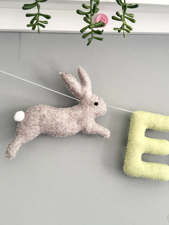 Name garland bunny