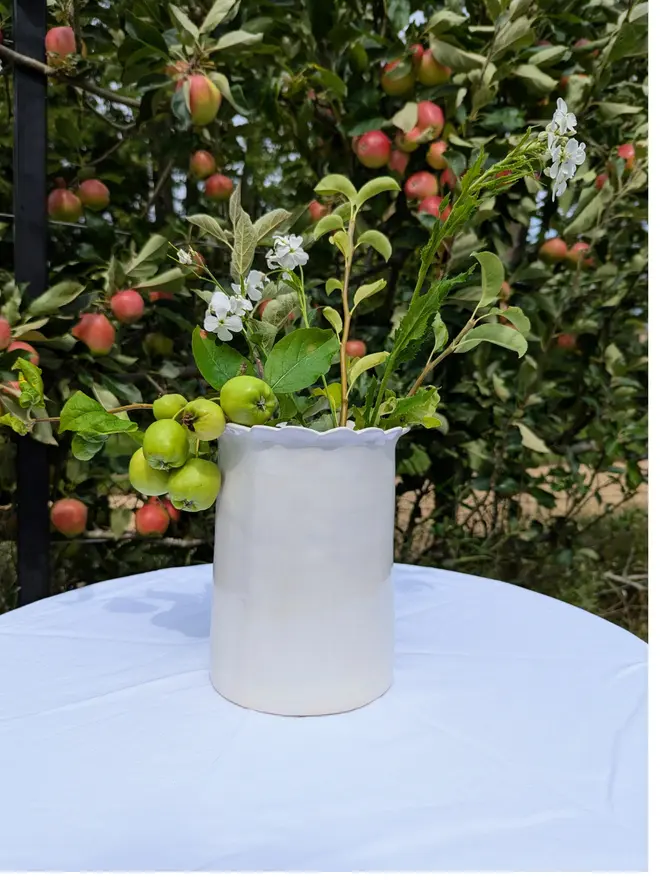 White extra large Daisy vase