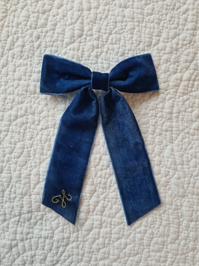  hand embroidered velvet name hair bow clip