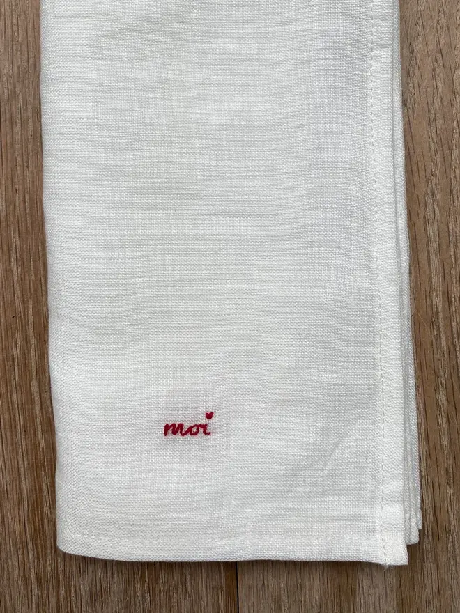 'Moi + Toi' Embroidered Napkins (Set Of 2)