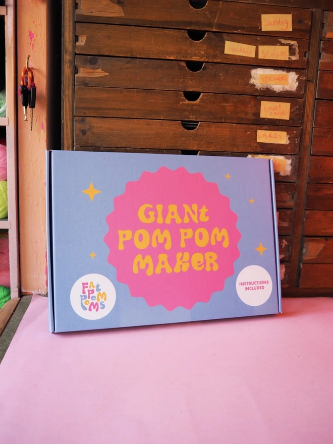 Pastel Giant Pom Pom Kit