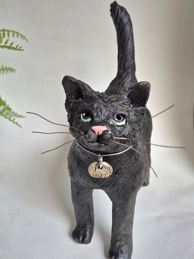 Black cat sculpture 