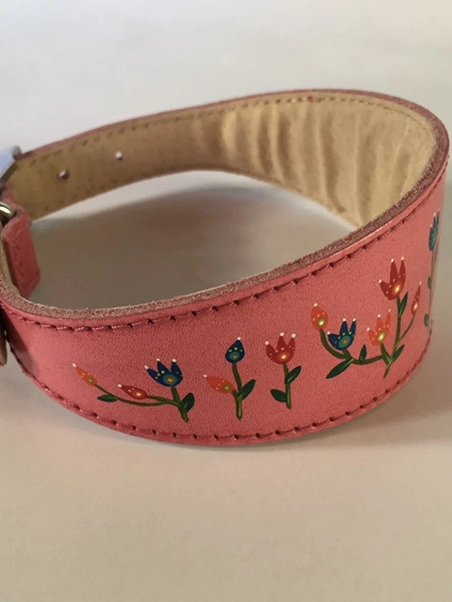 Medium/large Padded Leather sighthound Collar