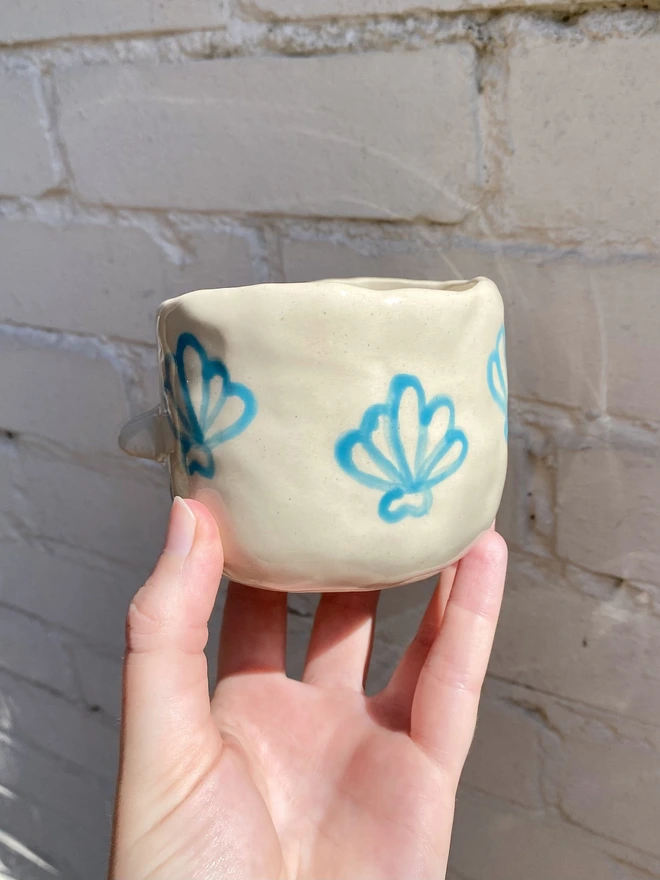 shell mug