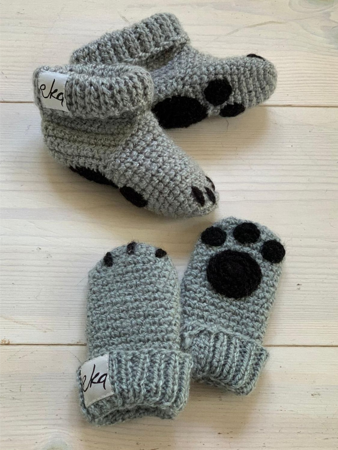Animal Paws Baby Mitten and Bootie Gift Set