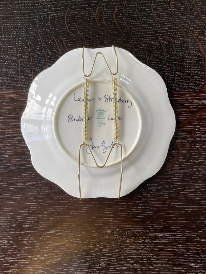 plate hanger