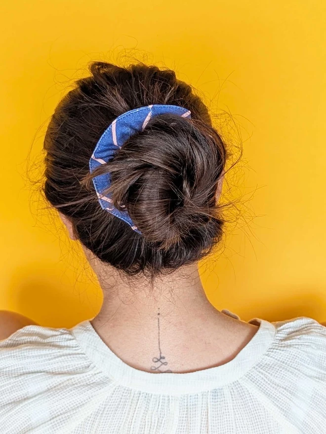 navy scrunchie