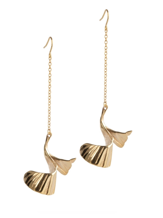 18 carat gold handcrafted dangly earrings