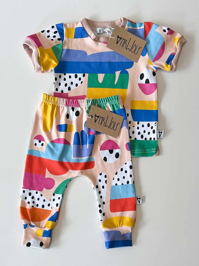 Spot collage print, art print, short sleeve T-shirt for babies and toddlers, fun printed T-shirt