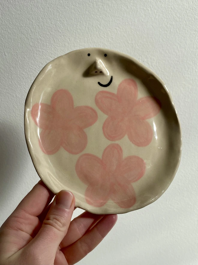 daisy side plate front