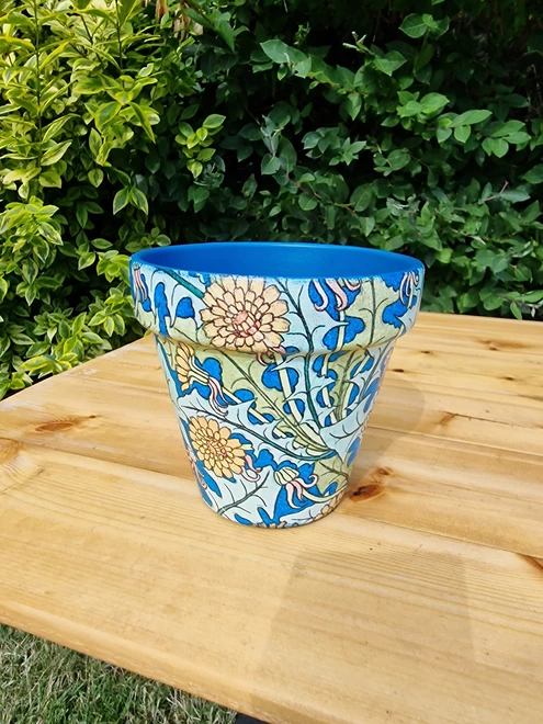 Art nouveau Dandelion design Plant Pot