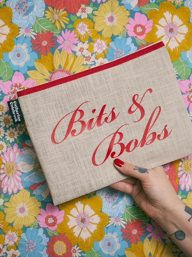 CATHERINE COLEBROOK NATURAL LINEN PURSE - BITS & BOBS