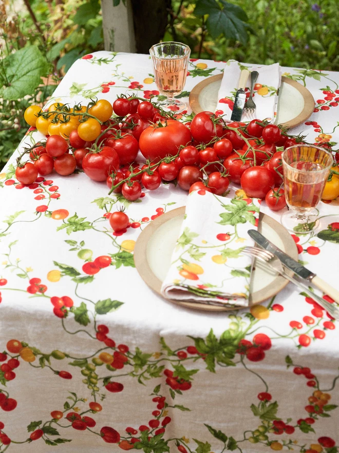 Tomato printed linen napkin