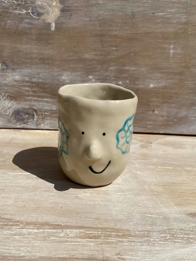 nautilus shell ceramic pot - front