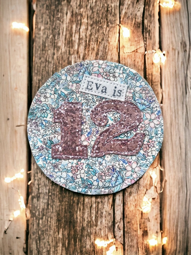 Party Vintage Floral Theme Glitter Birthday Badge