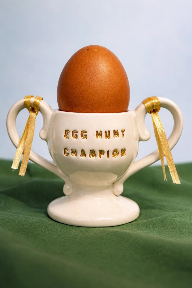 egg hunt prize trophy