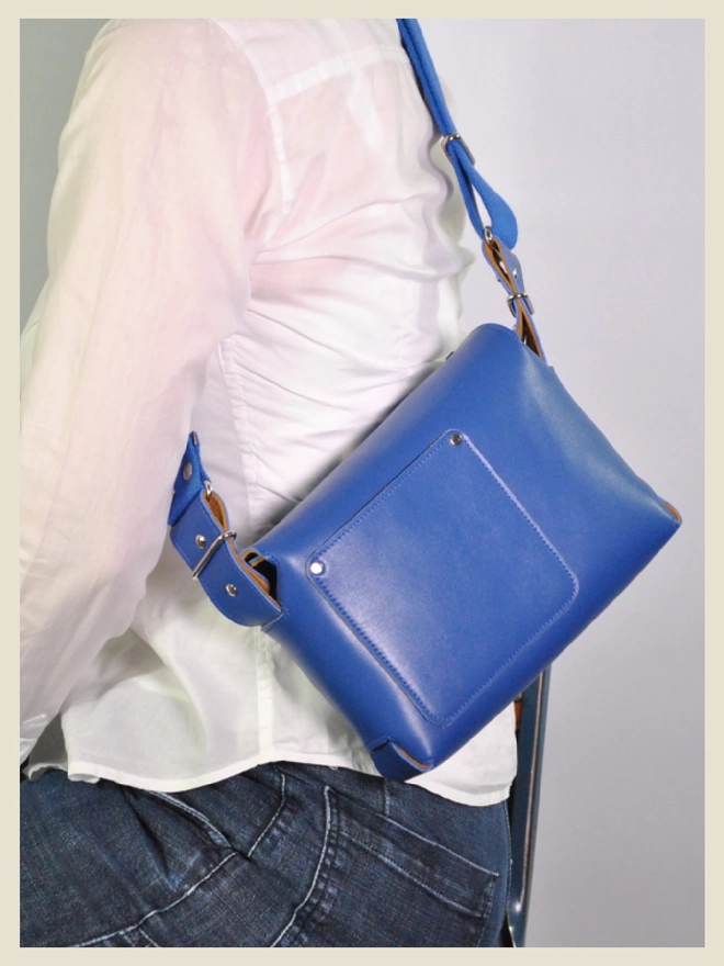 Fox Classic Blue Leather Crossbody Bag 