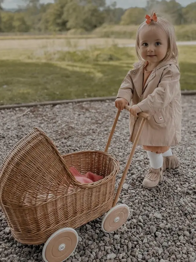 Natural pram