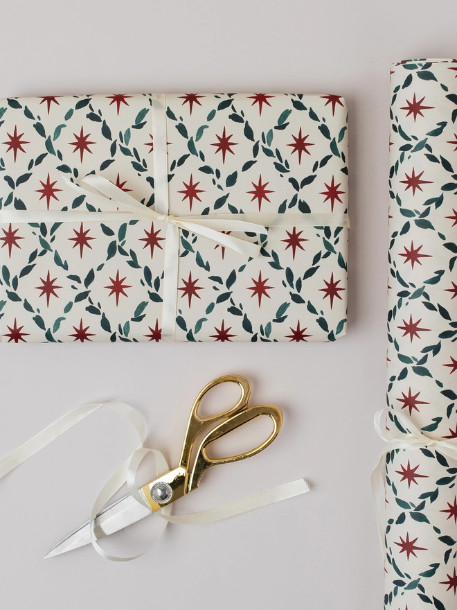 Christmas Diamond Star Botanical Luxury Gift Wrap