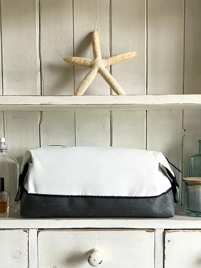 canvas white mix wash bag grey