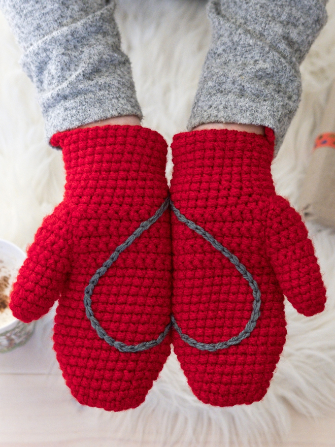 Hidden Heart Mitten Crochet Craft Kit