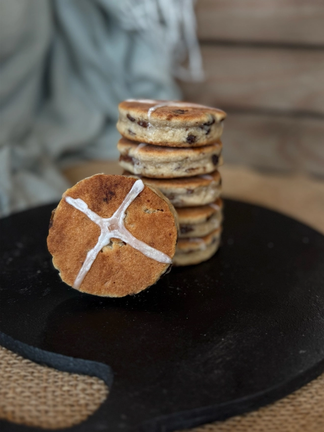 6 Hot Cross Bun Welsh Cakes displayed on a black bakestone