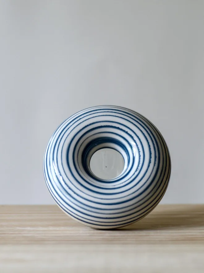 Avocado Planter White & Blue Handmade porcelain avocado planter with carved blue pattern, designed to hold an avocado seed for sprouting