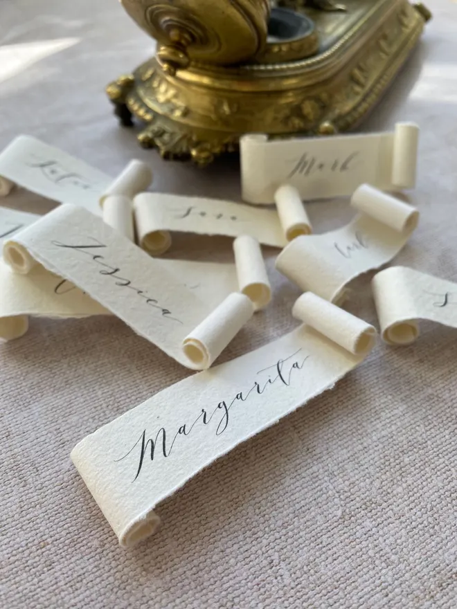 Scroll place cards for weddings