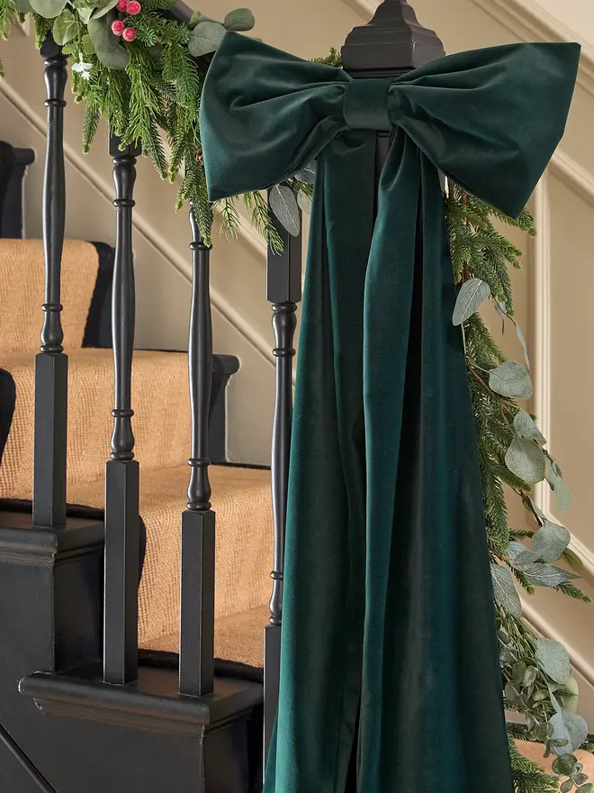 forest green velvet bow decoration