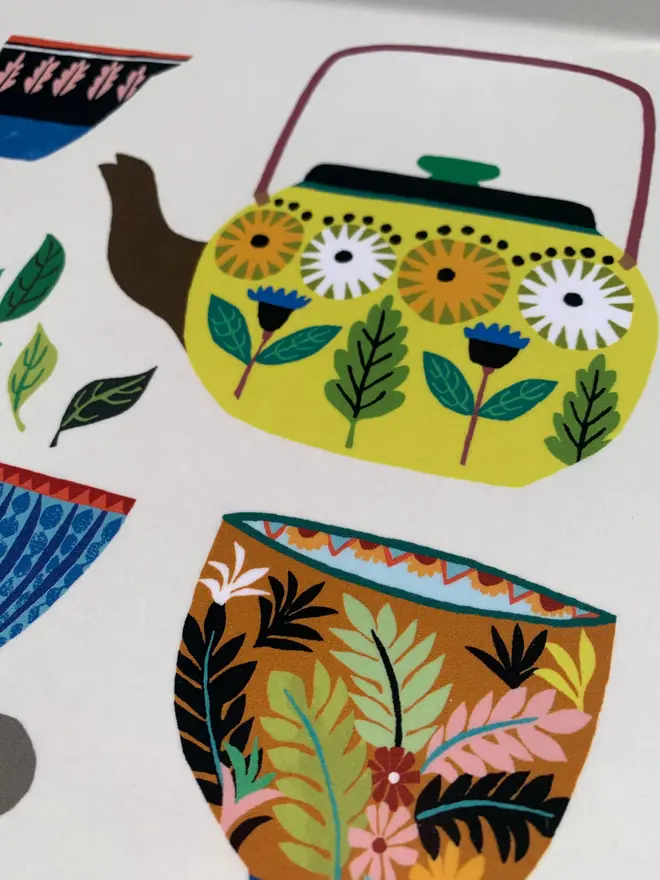 illustrated teapot and cups tray