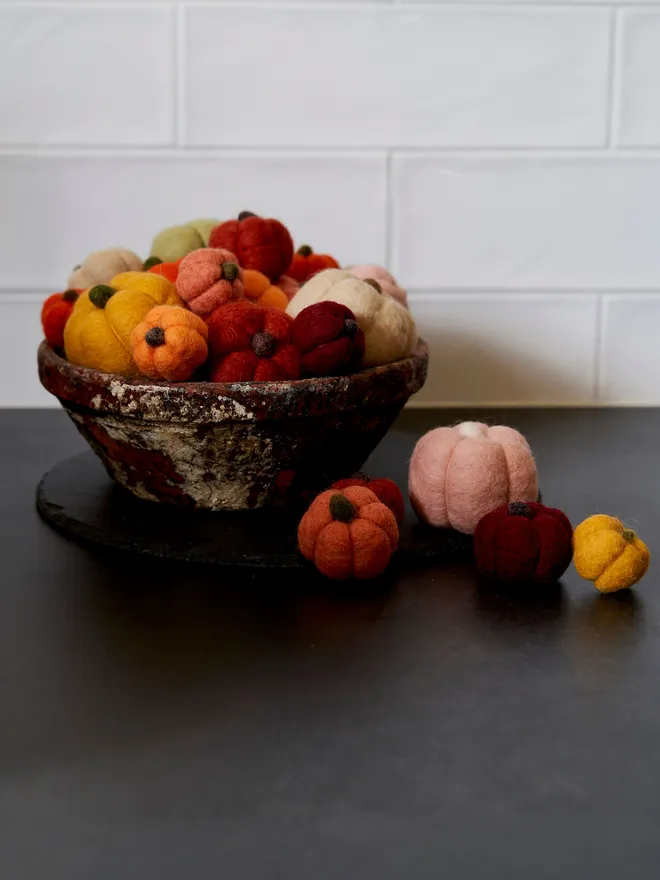 Felt Halloween pumpkin decorations