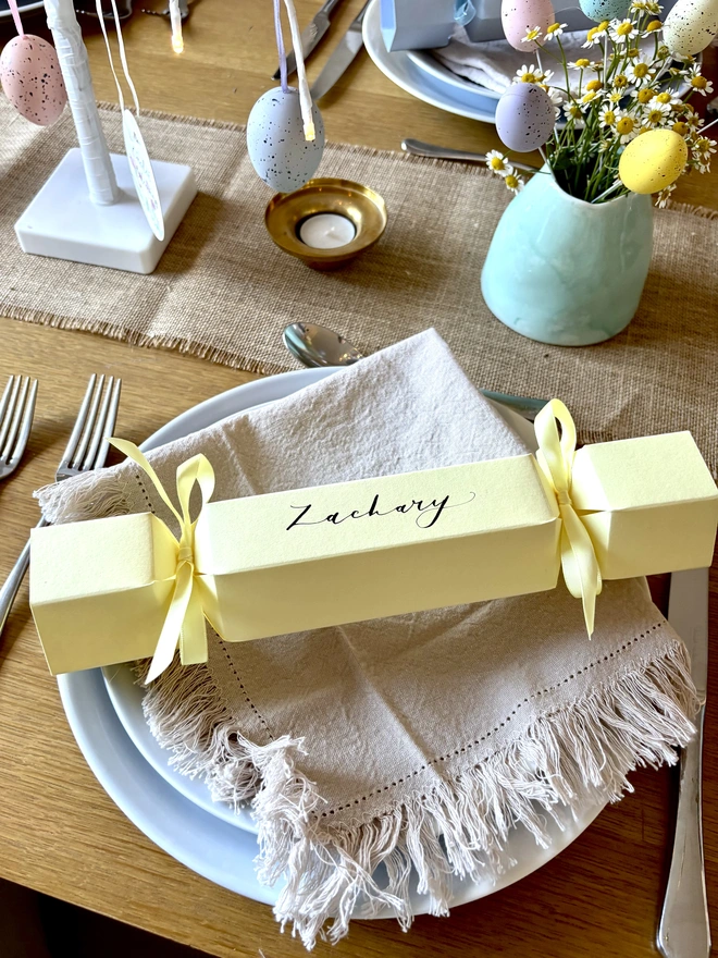 Pale Yellow Pastel Easter Cracker